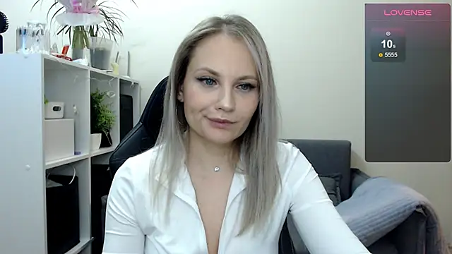 Sunny bunny6 online show from March 9, 2025, 11:03 pm