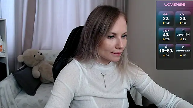Snapshot of Sunny_bunny6 chatting on April 23, 2026, 4:57 am Sunny bunny6 online show from April 23, 2026, 4:57 am