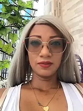 Snapshot of Amaliu_ chatting on January 27, 2025, 4:33 pm Amaliu online show from January 27, 2025, 4:33 pm