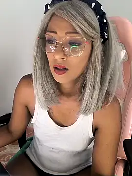 Snapshot of Amaliu_ chatting on February 1, 2025, 7:34 pm Amaliu online show from February 1, 2025, 7:34 pm