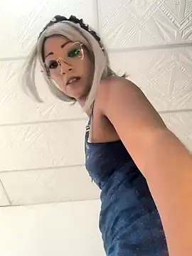 Snapshot of Amaliu_ chatting on February 3, 2025, 9:39 pm Amaliu online show from February 3, 2025, 9:39 pm