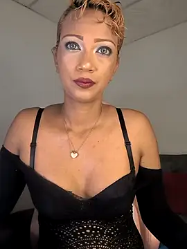 Snapshot of Amaliu_ chatting on September 22, 2025, 1:46 pm Amaliu online show from September 22, 2025, 1:46 pm