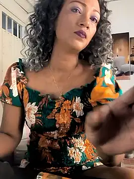 Snapshot of Amaliu_ chatting on June 2, 2026, 2:41 pm Amaliu online show from June 2, 2026, 2:41 pm