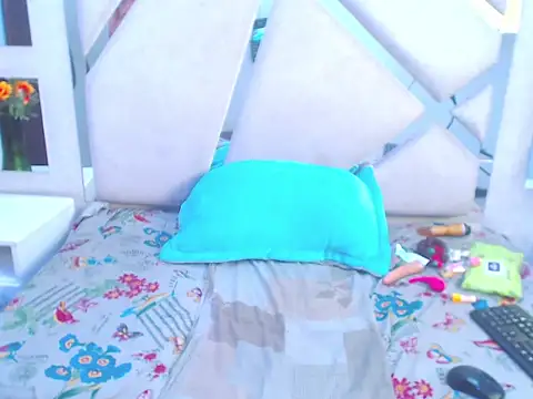 Paris Squirt  online show from March 13, 2026, 8:48 pm