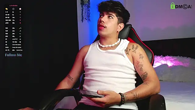 LyleBennett  online show from September 19, 2025, 12:17 pm