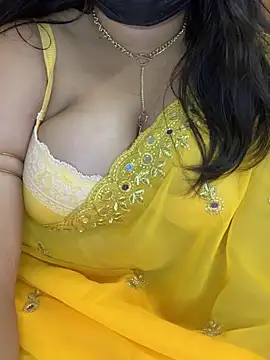 Snapshot of Doodhwaali chatting on January 27, 2025, 8:28 pm Doodhwaali online show from January 27, 2025, 8:28 pm