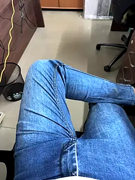 indboy online show from October 29, 2025, 11:12 am