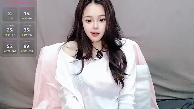 YIZHI Koala online show from December 7, 2024, 4:53 am