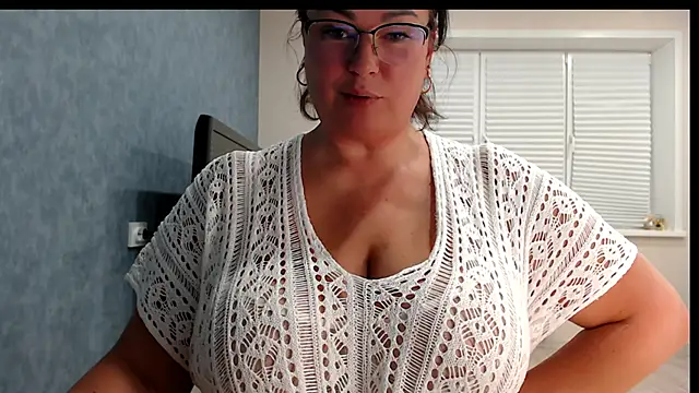 Nora Star online show from March 2, 2026, 6:48 pm