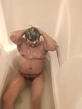 Brickstash online show from April 22, 2026, 3:42 am