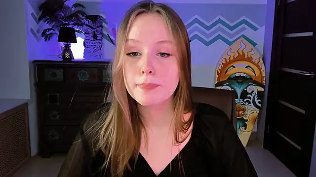 VivienLeeigh online show from March 22, 2025, 9:24 am