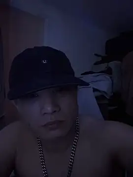 TaiwanSlutBitch online show from February 23, 2026, 9:45 pm