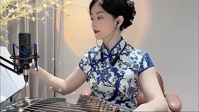 Tian-xin-999 online show from September 11, 2025, 2:17 pm