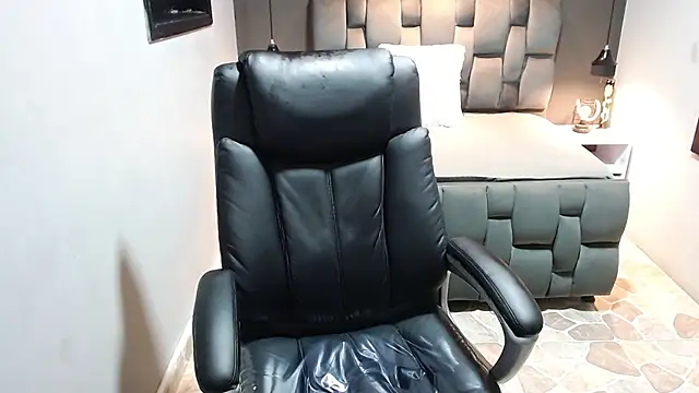 crimson tati  online show from December 27, 2024, 8:13 am