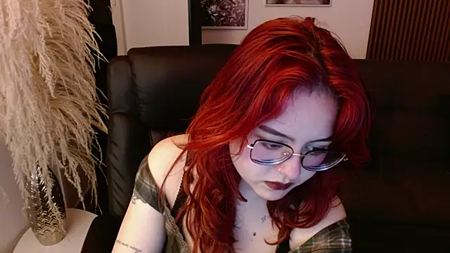 crimson tati  online show from January 14, 2025, 4:36 am