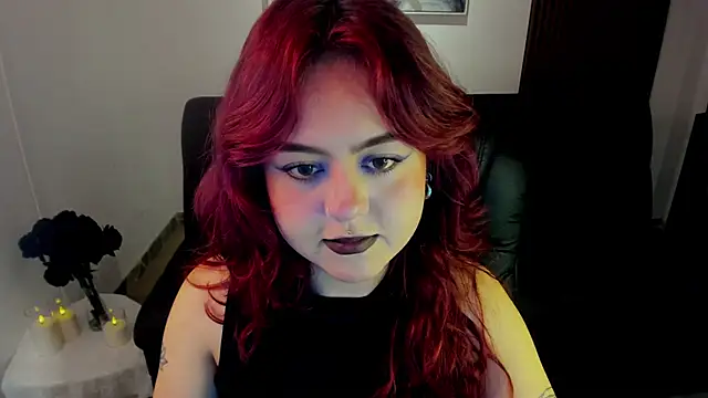 crimson tati  online show from October 22, 2025, 4:24 am