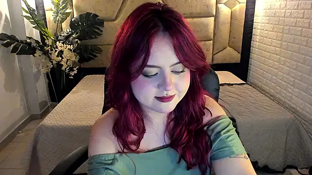 crimson tati  online show from March 6, 2026, 5:04 am