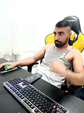 SertSikici022 online show from December 3, 2024, 8:28 pm