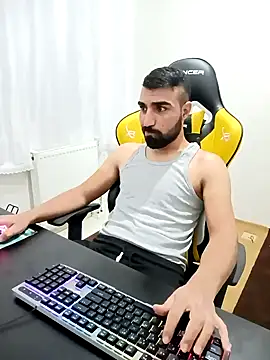 SertSikici022 online show from December 9, 2024, 7:50 pm