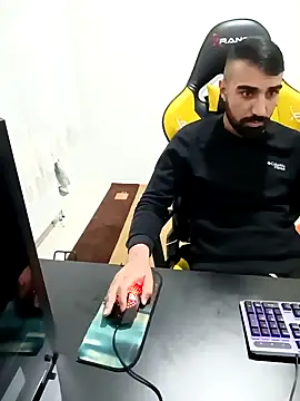 SertSikici022 online show from December 18, 2024, 5:52 pm