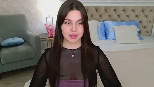 RihannaRose online show from February 1, 2025, 7:13 pm