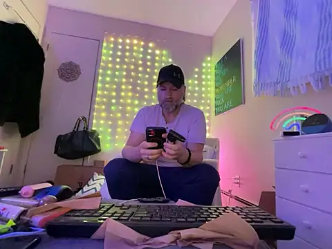 Snapshot of onlym4m chatting on February 7, 2025, 12:09 am onlym4m online show from February 7, 2025, 12:09 am