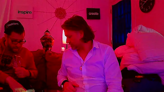 Snapshot of onlym4m chatting on March 18, 2025, 2:48 pm onlym4m online show from March 18, 2025, 2:48 pm