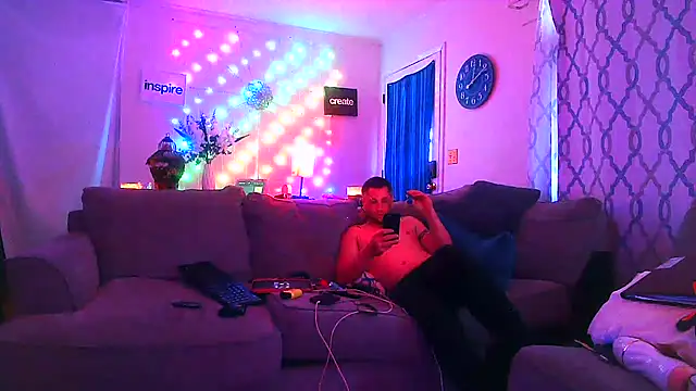 Snapshot of onlym4m chatting on March 19, 2025, 5:17 pm onlym4m online show from March 19, 2025, 5:17 pm