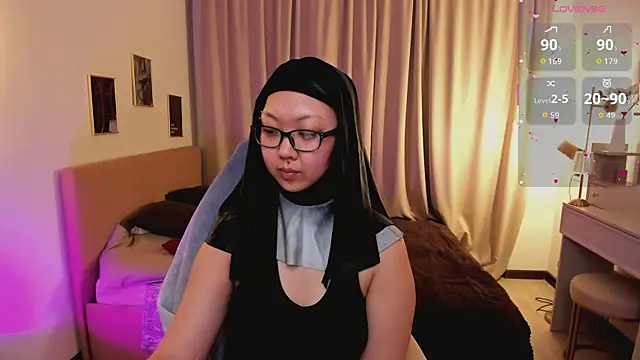 Marine Vact online show from April 1, 2026, 2:25 pm