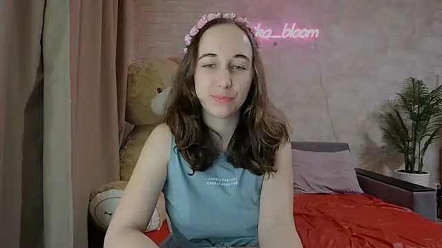 Anika bloom online show from March 12, 2025, 8:10 pm