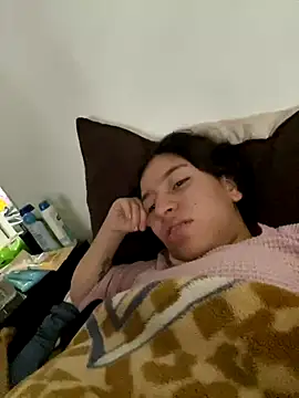 Snapshot of TipsteryRoyal chatting on December 20, 2025, 3:52 pm TipsteryRoyal online show from December 20, 2025, 3:52 pm