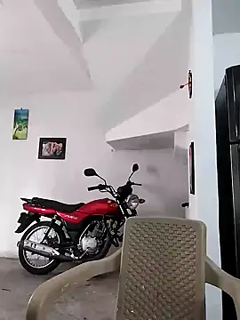 King russo online show from September 18, 2025, 6:32 pm