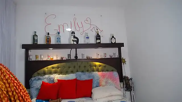 EMILY ROUSSE71 online show from March 4, 2025, 10:13 am