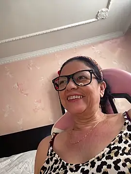 Sharongirl07 online show from January 18, 2025, 7:26 pm