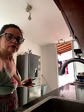 Sharongirl07 online show from January 9, 2026, 12:41 pm