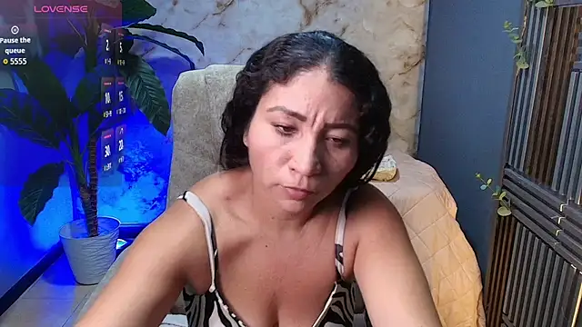 Snapshot of jennaa_milf_ chatting on June 30, 2026, 7:15 pm jennaa milf online show from June 30, 2026, 7:15 pm