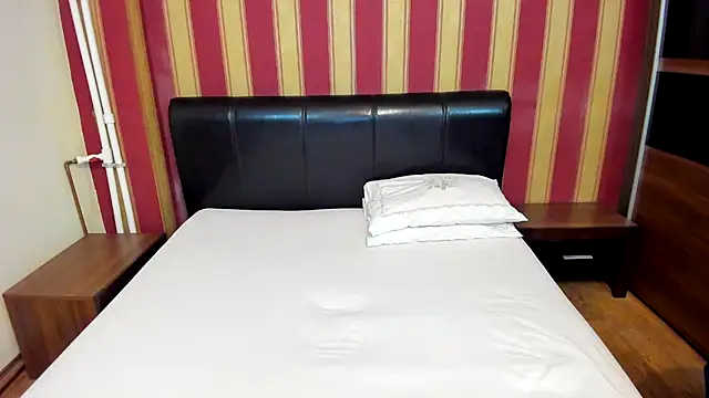 AshPage online show from December 2, 2024, 8:44 pm