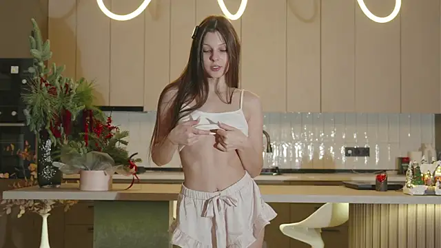 whisper of love online show from December 19, 2025, 2:29 am