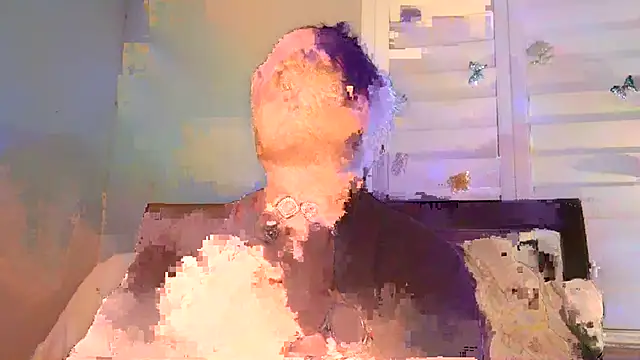 Snapshot of cloudyspun chatting on February 18, 2026, 3:35 am cloudyspun online show from February 18, 2026, 3:35 am