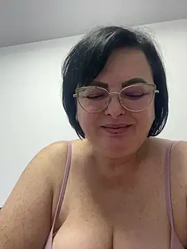 Snapshot of Amandamuller1982 chatting on December 31, 2024, 1:57 am Amandamuller1982 online show from December 31, 2024, 1:57 am