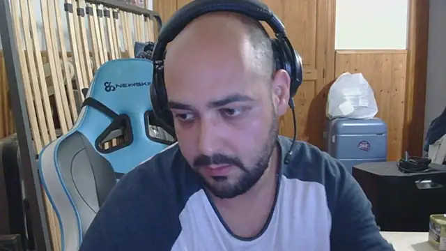 Snapshot of chicomallorca96 chatting on May 1, 2026, 2:54 pm chicomallorca96 online show from May 1, 2026, 2:54 pm
