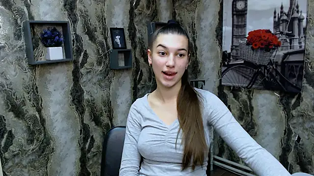 KarolinaRosse  online show from January 17, 2025, 9:28 am