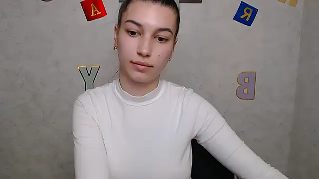 KarolinaRosse  online show from March 11, 2025, 10:07 am