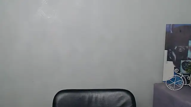 KarolinaRosse  online show from March 17, 2025, 7:02 am