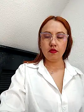 Snapshot of VIOLETA-25_ chatting on February 23, 2025, 3:40 pm VIOLETA-25 online show from February 23, 2025, 3:40 pm