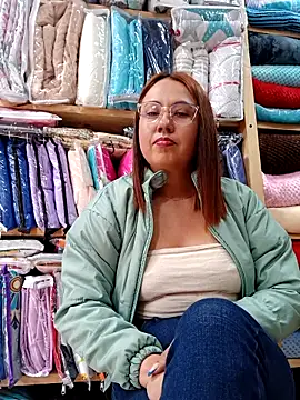 Snapshot of VIOLETA-25_ chatting on March 3, 2025, 8:11 pm VIOLETA-25 online show from March 3, 2025, 8:11 pm