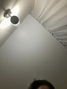 Snapshot of Sweet_Khalifa_ chatting on December 29, 2024, 7:43 pm Sweet Khalifa online show from December 29, 2024, 7:43 pm