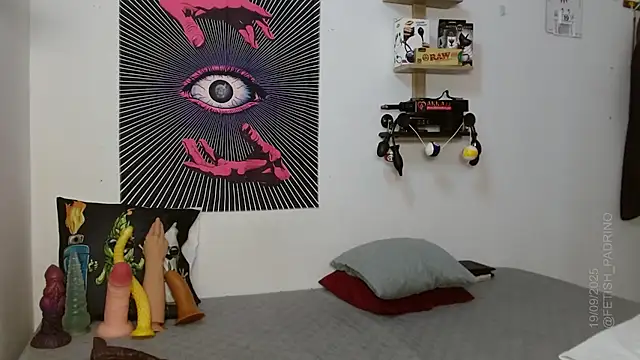 Snapshot of fetish_padrino chatting on September 19, 2025, 2:07 pm fetish padrino online show from September 19, 2025, 2:07 pm