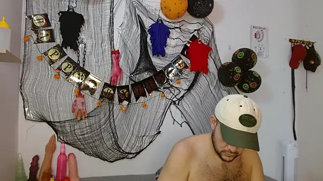 Snapshot of fetish_padrino chatting on October 2, 2025, 8:27 pm fetish padrino online show from October 2, 2025, 8:27 pm