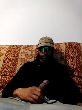 Snapshot of mehdi-l7away chatting on April 23, 2026, 4:57 am mehdi-l7away online show from April 23, 2026, 4:57 am